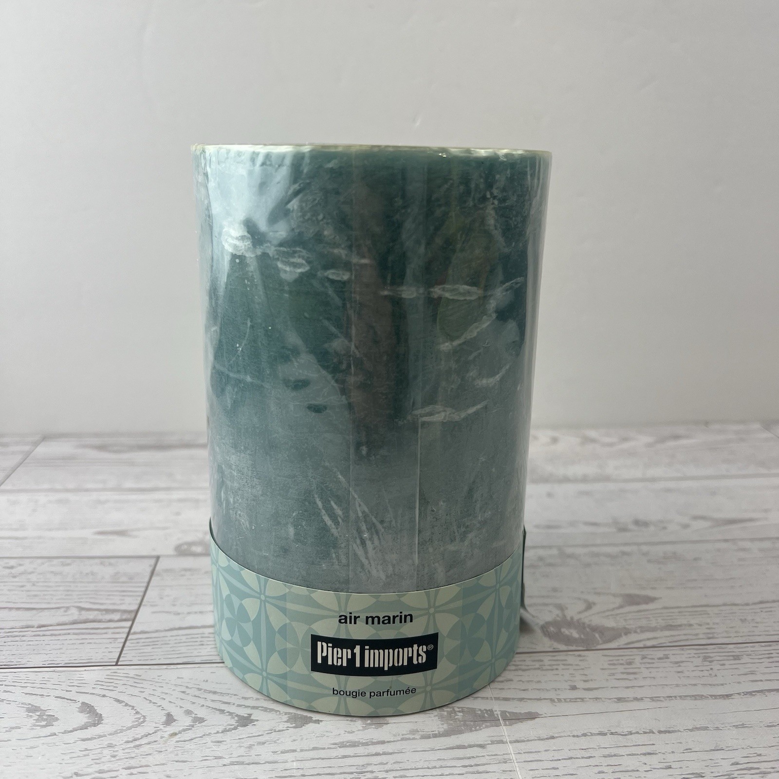 Pier 1 imports Sea Air Collection Candle Wax 4×6 Scented Pillar Wick Aqua white