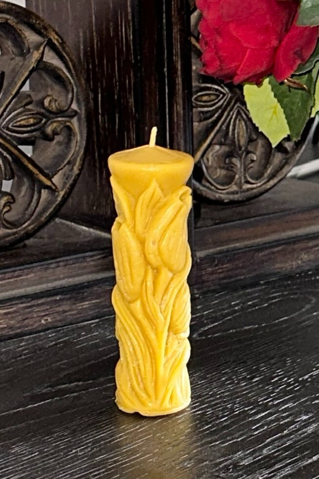Handmade 100% Pure Beeswax Candles TULIPS with Cotton Wick