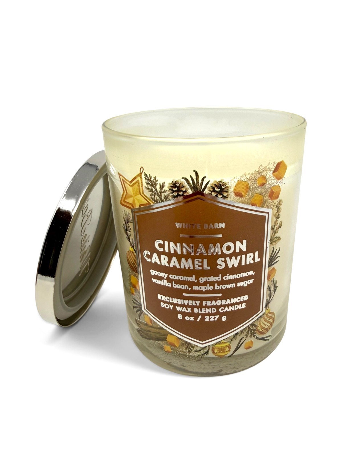 White Barn Candle 8 OZ -Cinnamon Spiced Vanilla