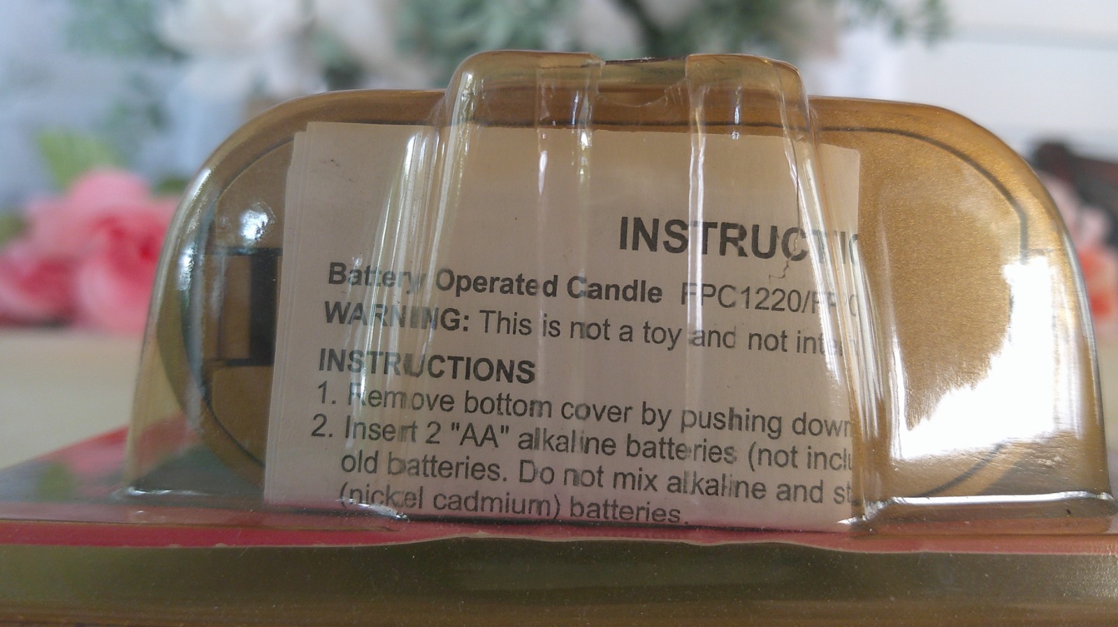 Thomas & Betts Window Candle Dusk to Dawn Flicker MIP 2010