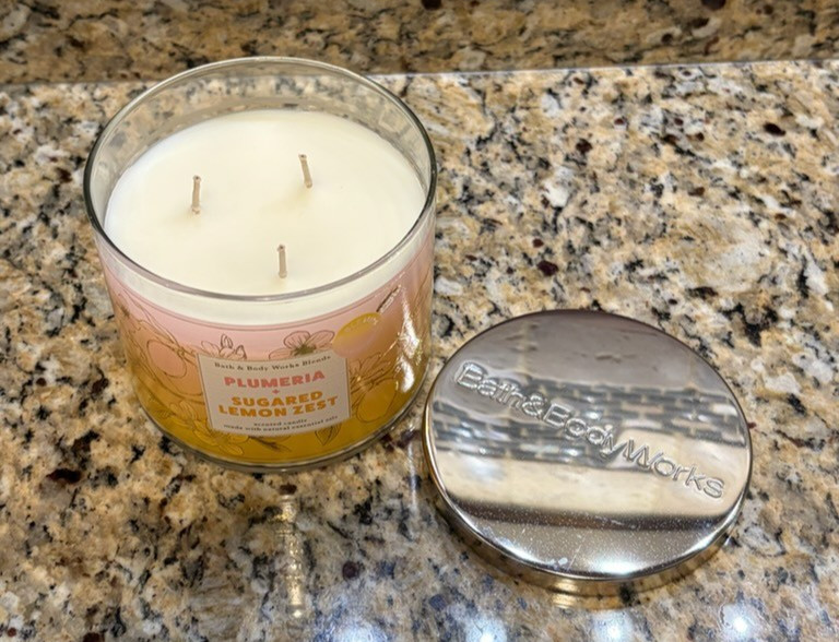 Bath & Body Works 3 Wick Candle DOUBLE SCENT PLUMERIA SUGARED LEMON ZEST NEW