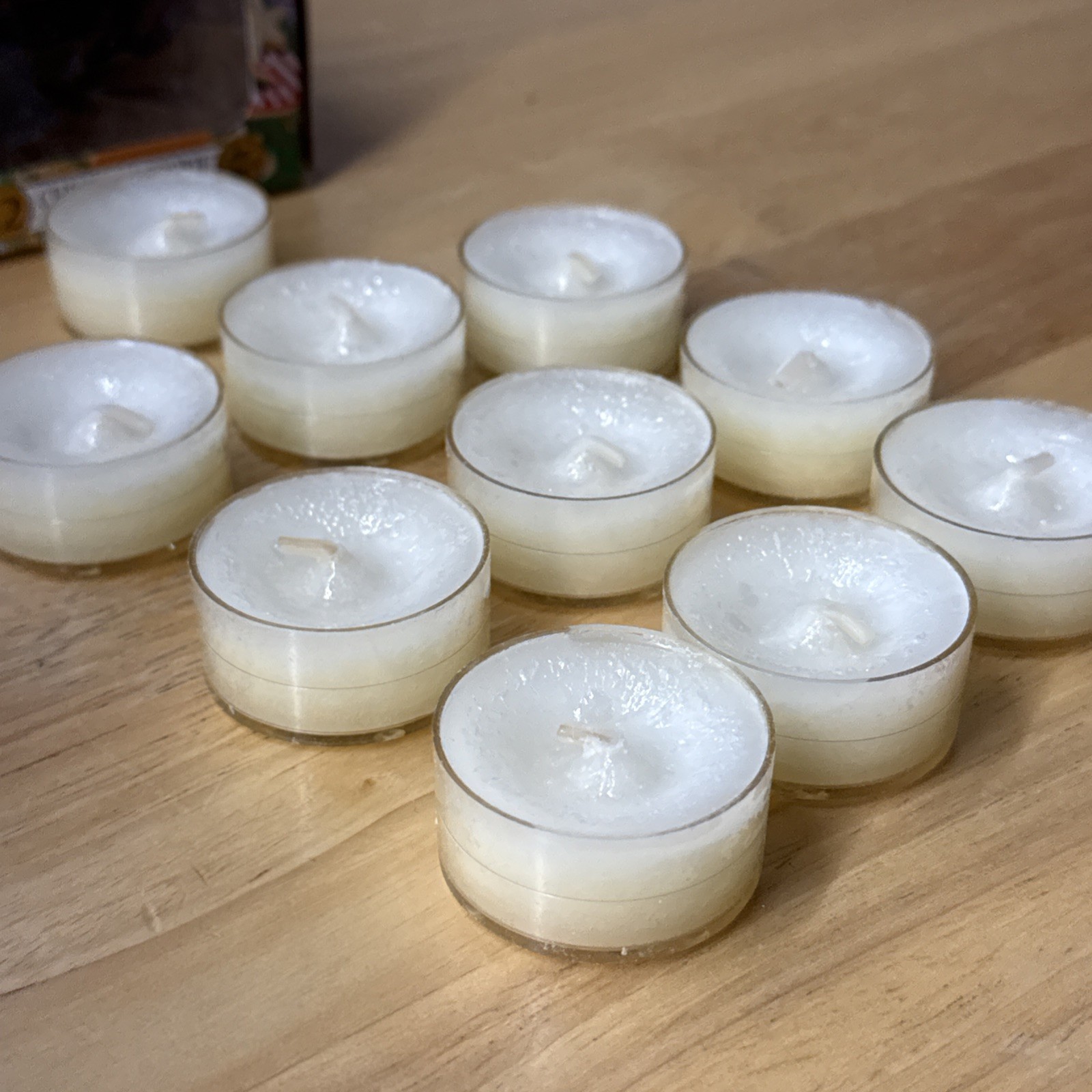 RetiredYankee Candle Christmas Cookie Scent Box of 10 Scented Tea Light Candles