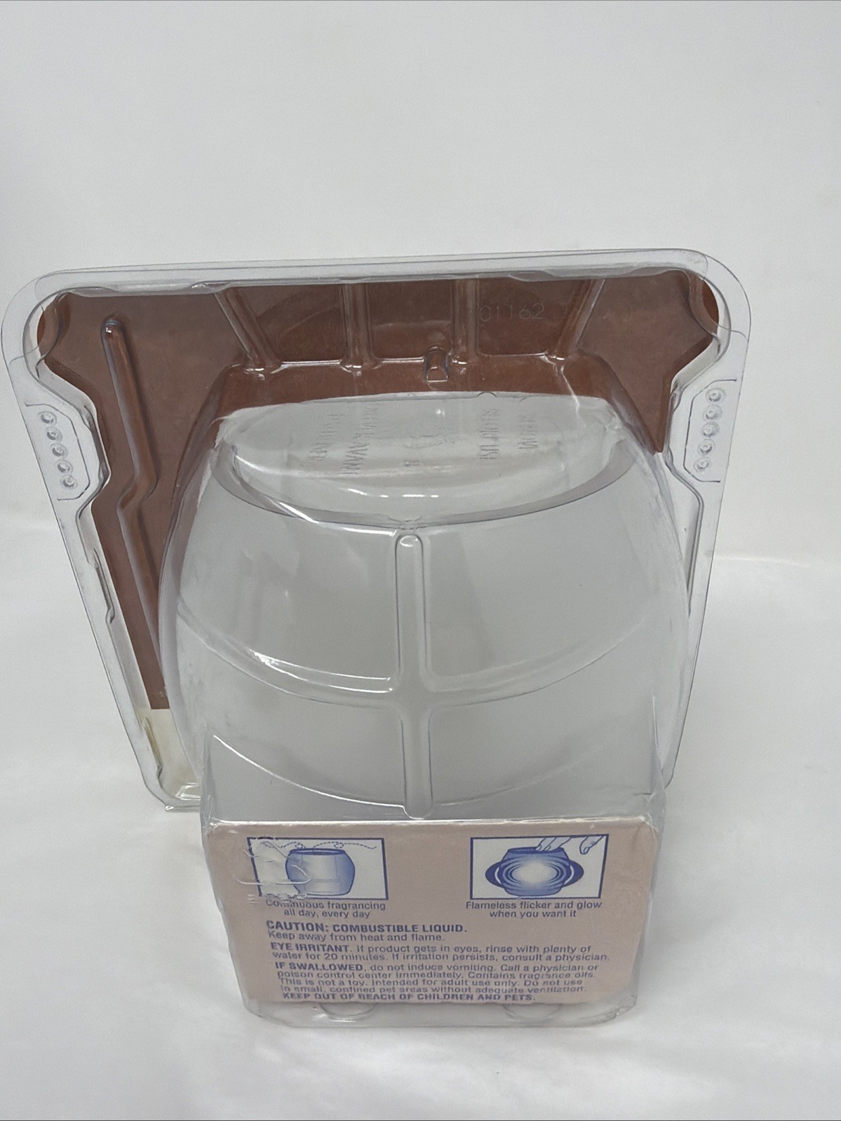 Glade Wisp Flameless Candle French Vanilla Scented Discontinued ~ New in Package