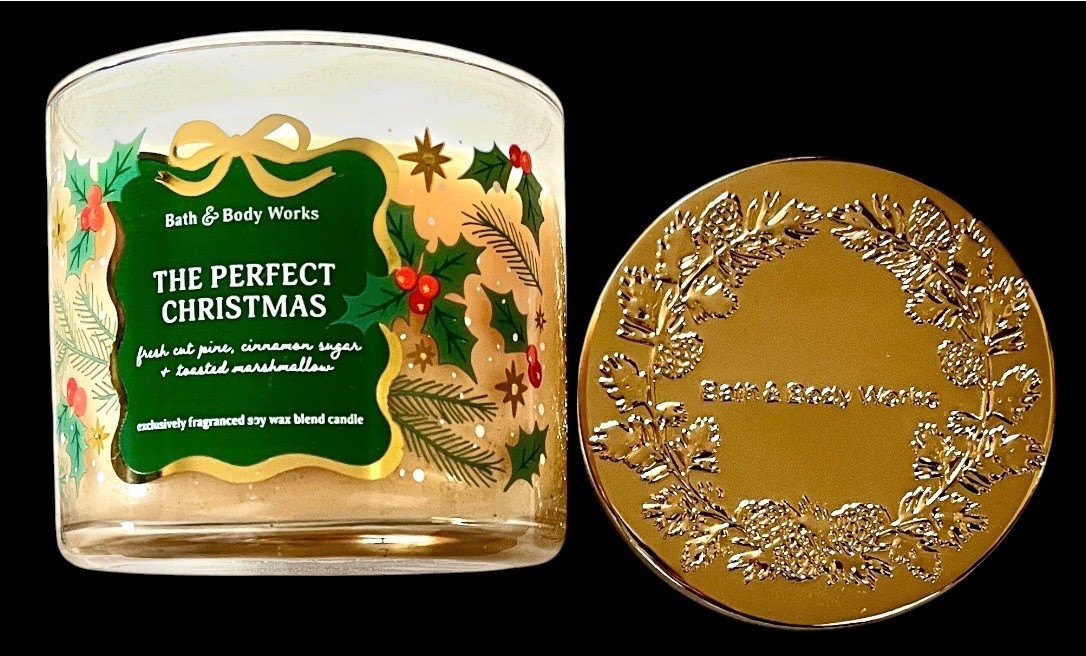 BATH BODY WORKS ~ THE PERFECT CHRISTMAS ~ 3-Wick Candle ~25-45 hrs/14.5 oz ~ NEW