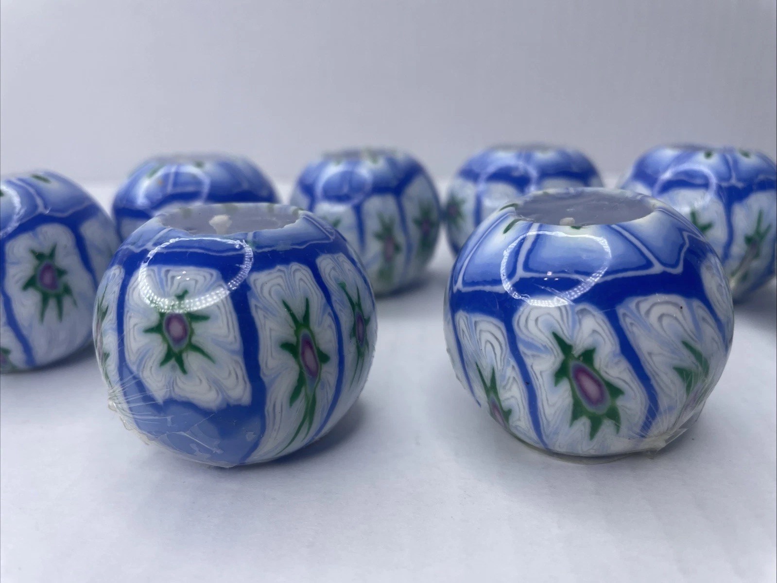 NEW 8 Pack Glow Round Shape Floral Geometric Candle New