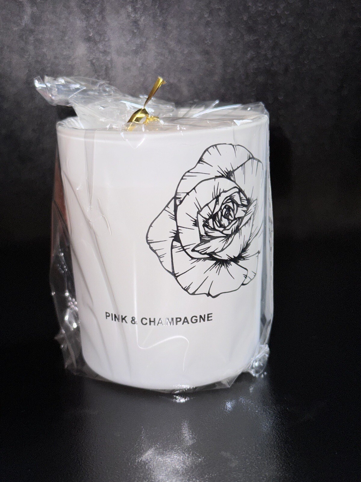 Pink & Champagne 100% Soy, Eco Friendly,35 hours burning time,160g-Free Shipping