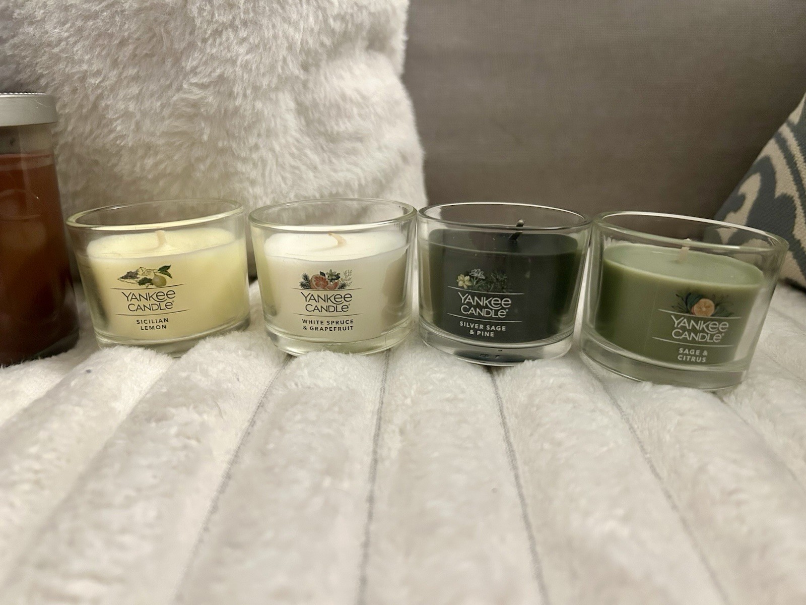 NEW Lot of 11 NEW Yankee Candle Single Wick Jar Candles Assorted Sizes Scent