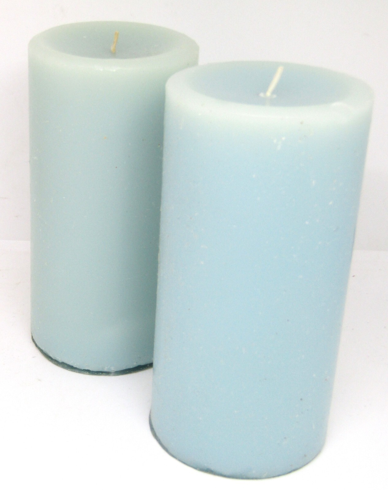 Chesapeake Bay 6″X 3″ Blue Pillar Candle, Set of 2. No Packaging.