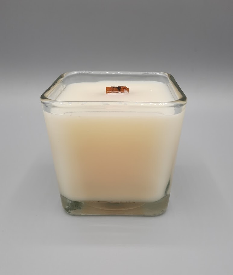 WOOD WICK * AVENTUS CREED TYPE * scented * Leah’s Lite Candle * 13 OZ