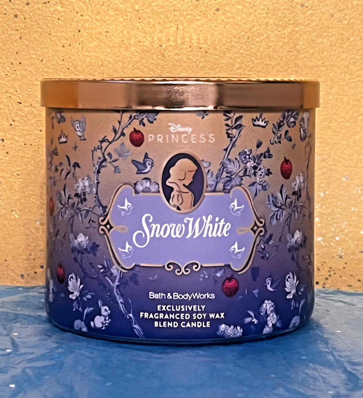 Disney Princess Collection by Bath & Body Works SNOW WHITE 3-Wick Soy Wax Candle