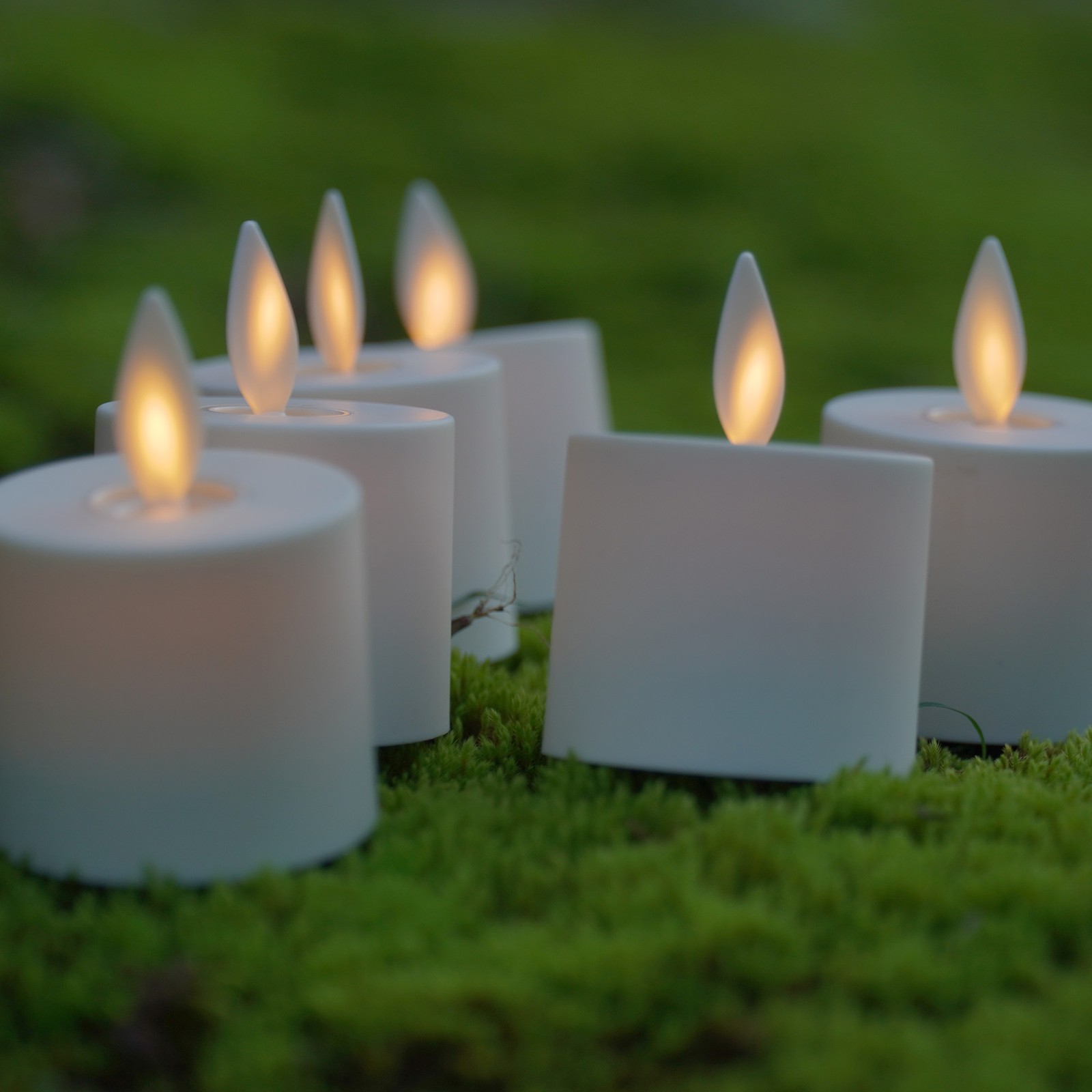 Set of 6 Luminara Flameless Tea Lights w/Remote & Timer Moving Flame 1.4″ X 2″