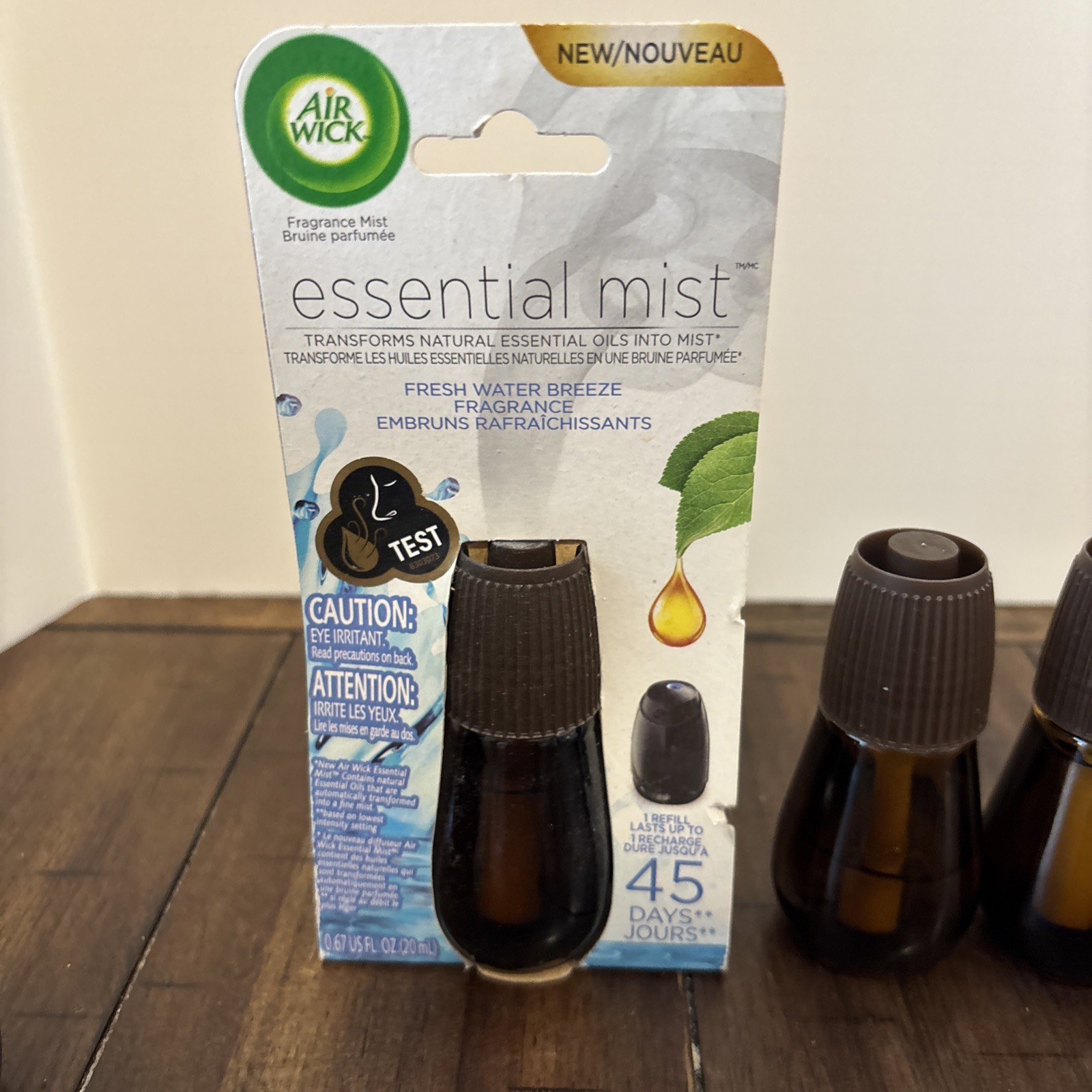 Air Wick Fragrance Essential Oil Mist Unit Fresh Waters 4 Full Refills & Partial