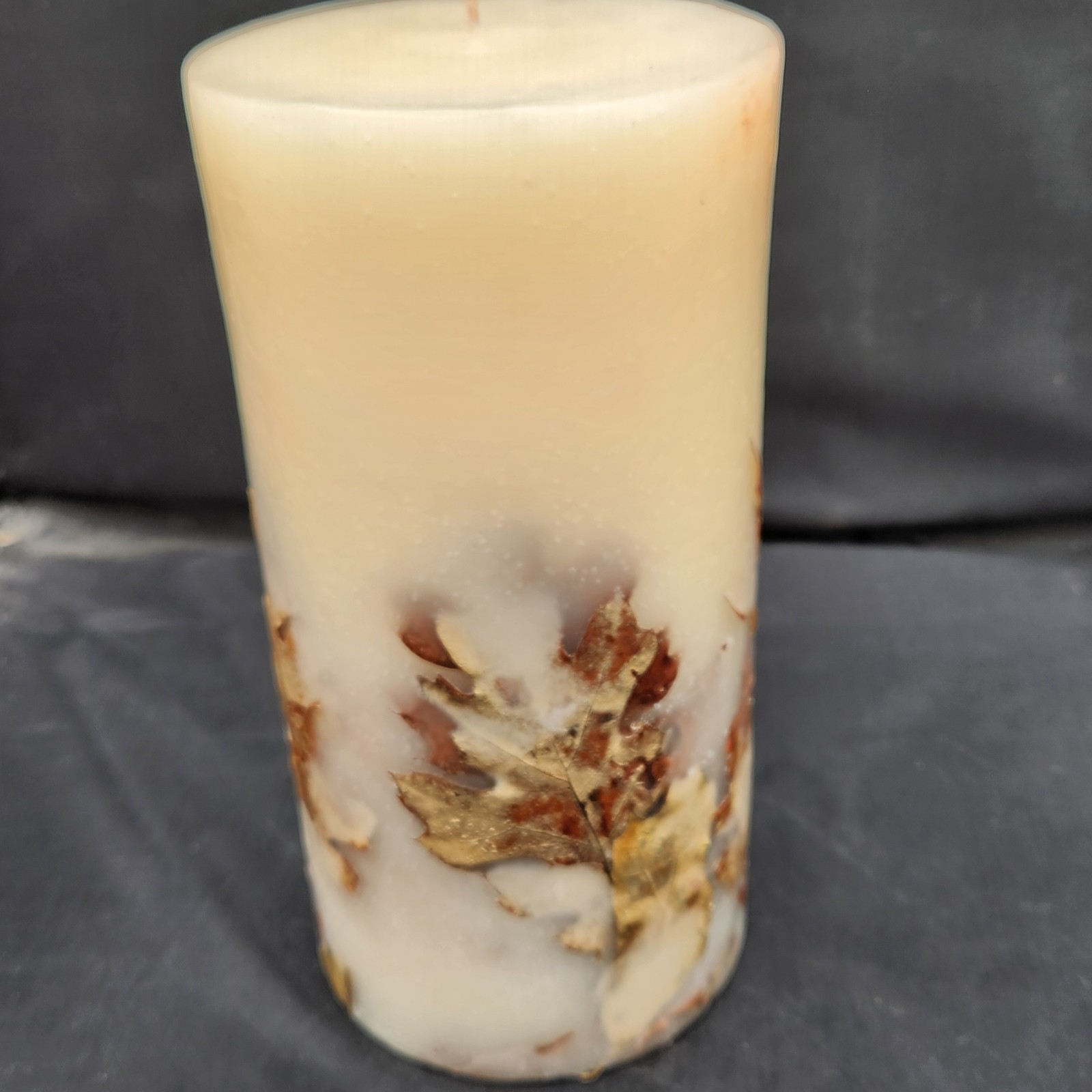 Pottery Barn Harvest Fall Leaf Botanical Candle 90-Hour Burn Time 4×8″ Unlit