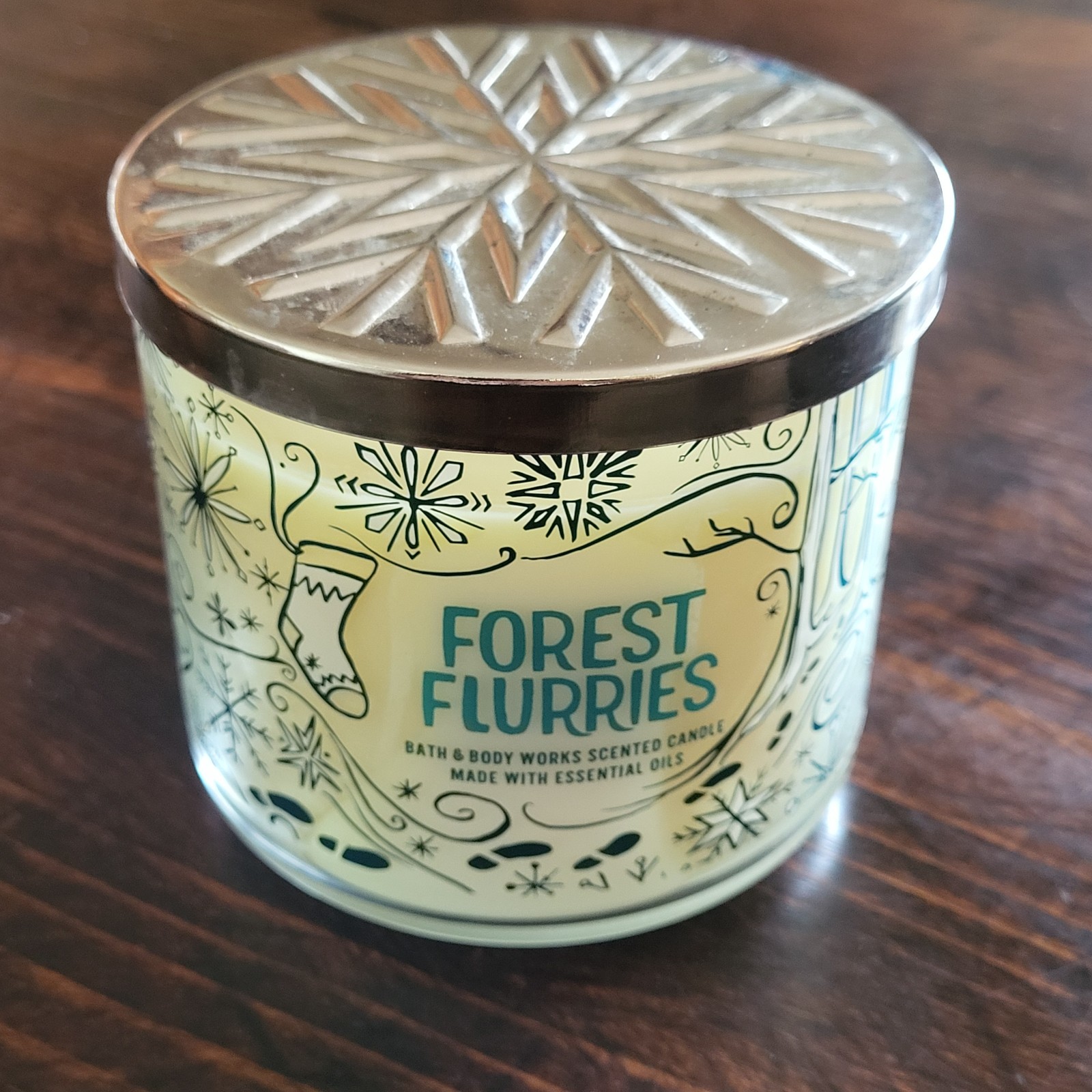 Forest Flurries 14.5 oz Candle 3 wick BATH AND BODY