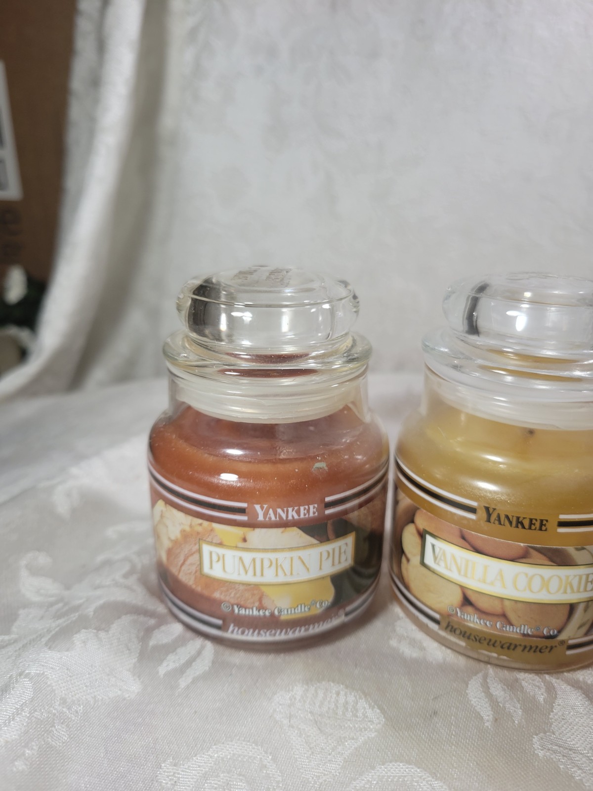 Yankee Candle Pumpkin Pie, Vanilla Cookie & Oatmeal Cookie Small Jars – Unburned