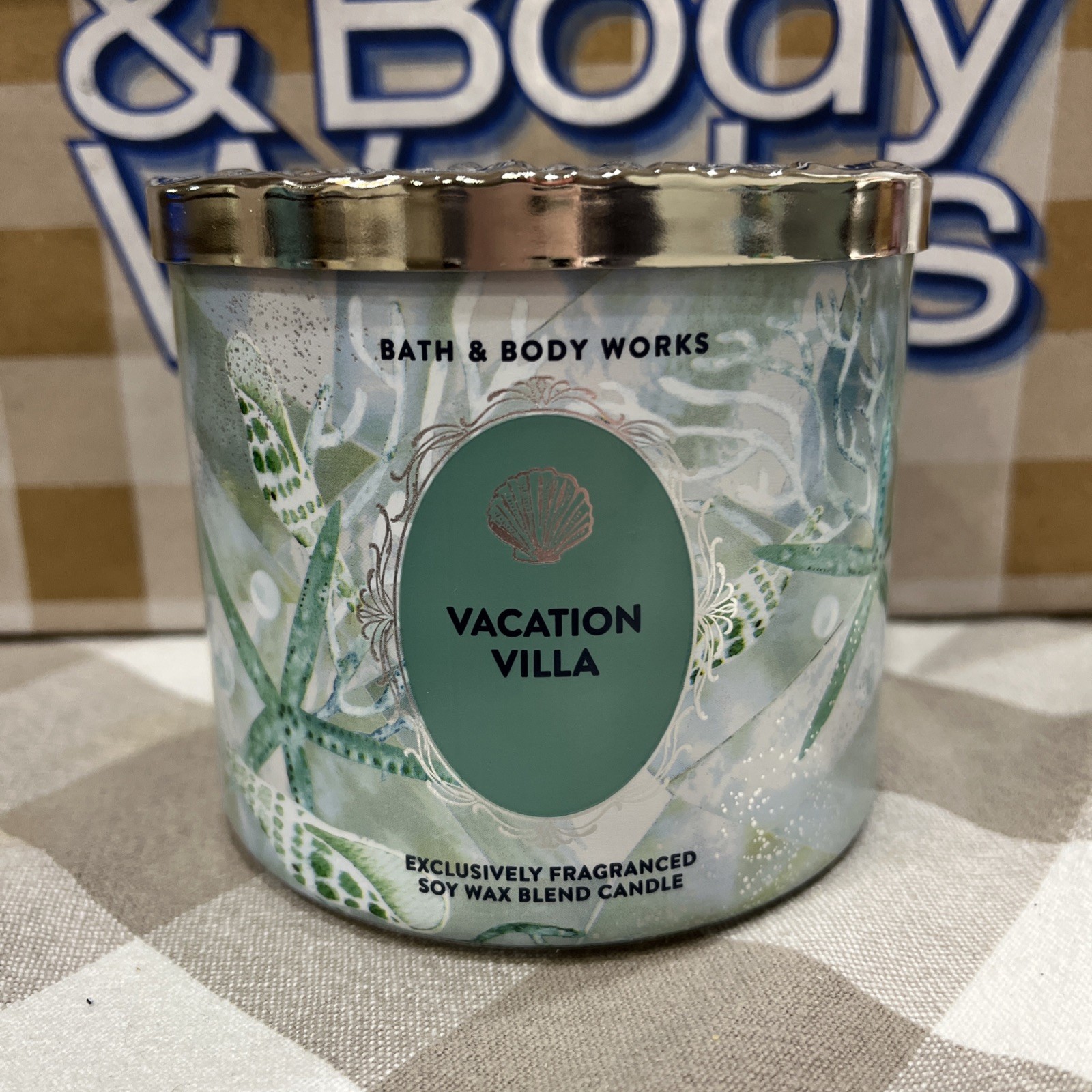 Bath & Body Works VACATION VILLA 🏖️🐚 3 Wick SCENTED Candle 25-45 Hrs DELICIOUS