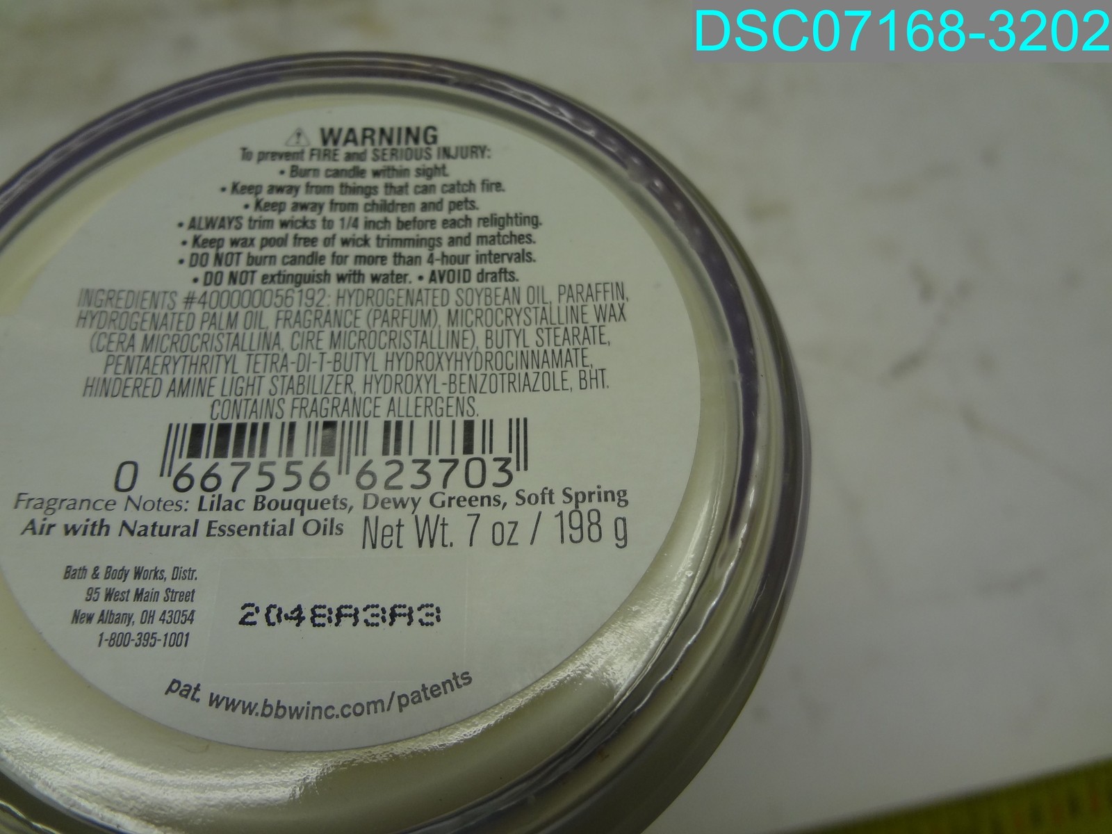 Fresh Cut Lilacs 7 oz Single Wick Candle 25-45 hrs Bath&Body Works 0667556623703