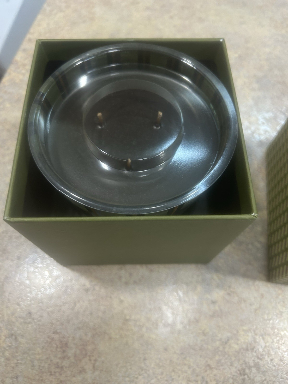 NEST New York Pistachio & Wild Fig Scented Candle 21.1 oz 3 Wicks