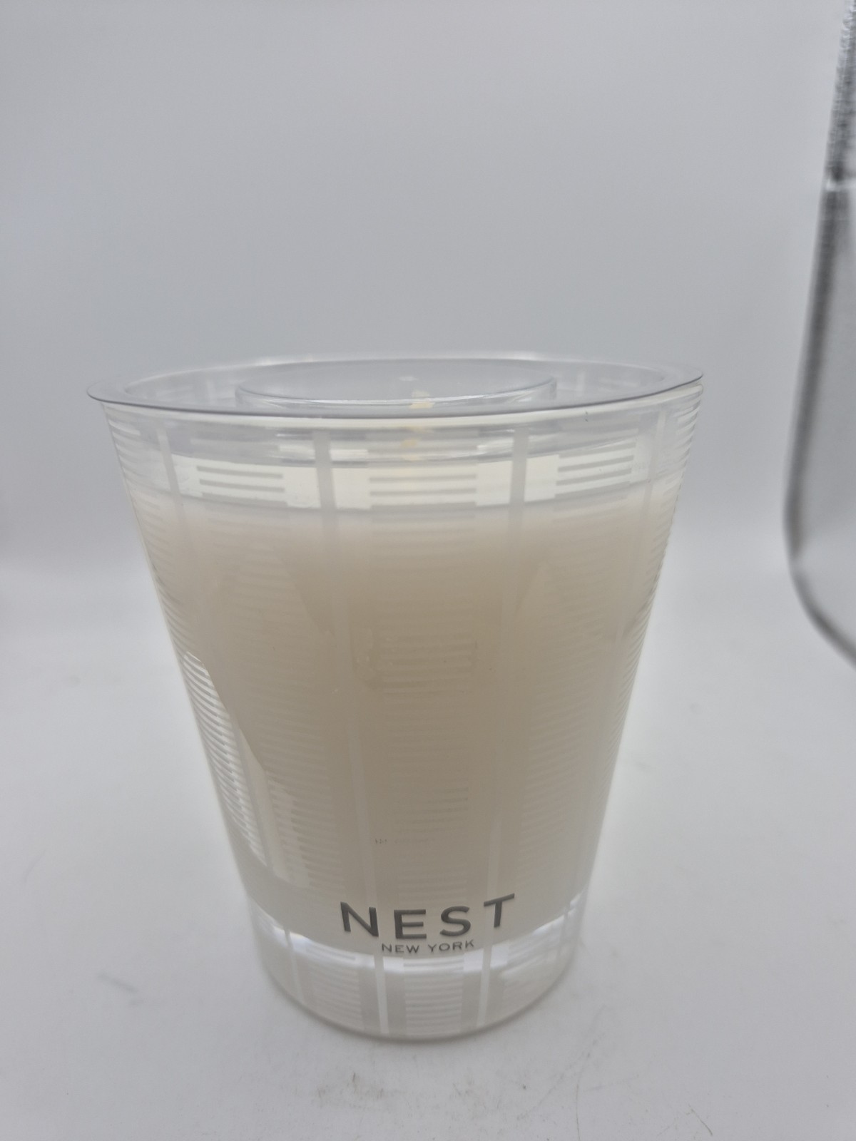 NEST New York Fragrances Rose Noir & Oud Scented Classic Candle 8.1 Oz