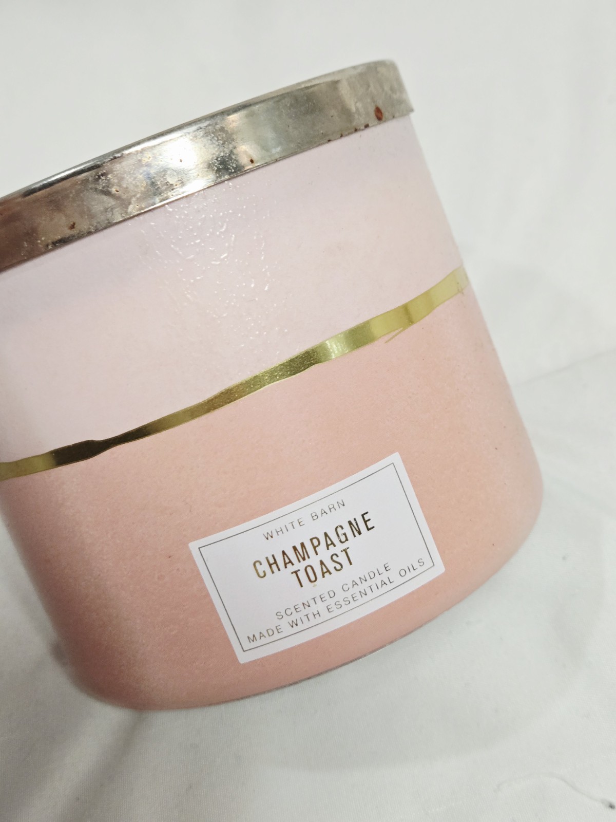 New White Barn Champagne Toast Scented 3 Wick Candle Burns 25-45 Hrs 14.5oz