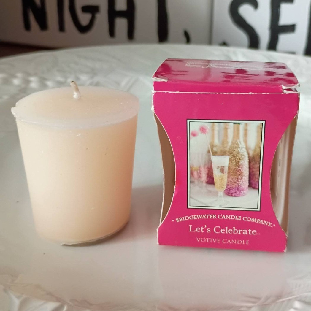 Bridgewater Candle Company Scented Votives Multi 6 Candles Lemon pop Fresh Apple