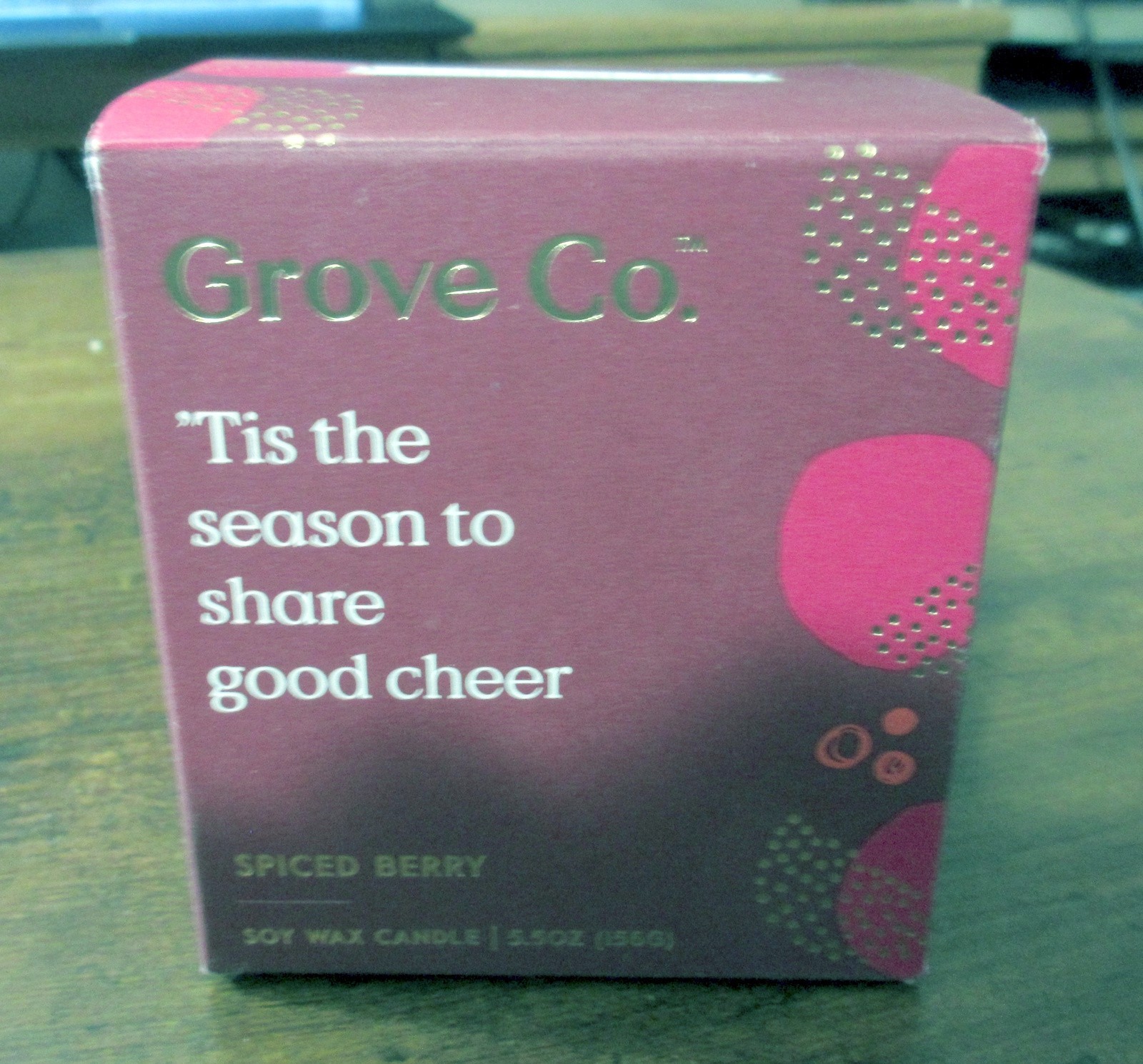 Grove Co. Sparks of Joy Holiday Soy Wax Candle – Spiced Berry – 5.5 oz. – NEW