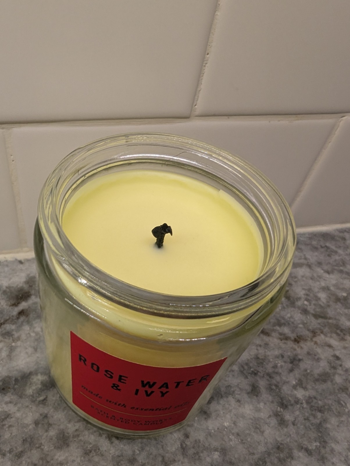 White Barn Rose Water & Ivy Scented Candle Made With Essential Oils ~ 7 oz ~