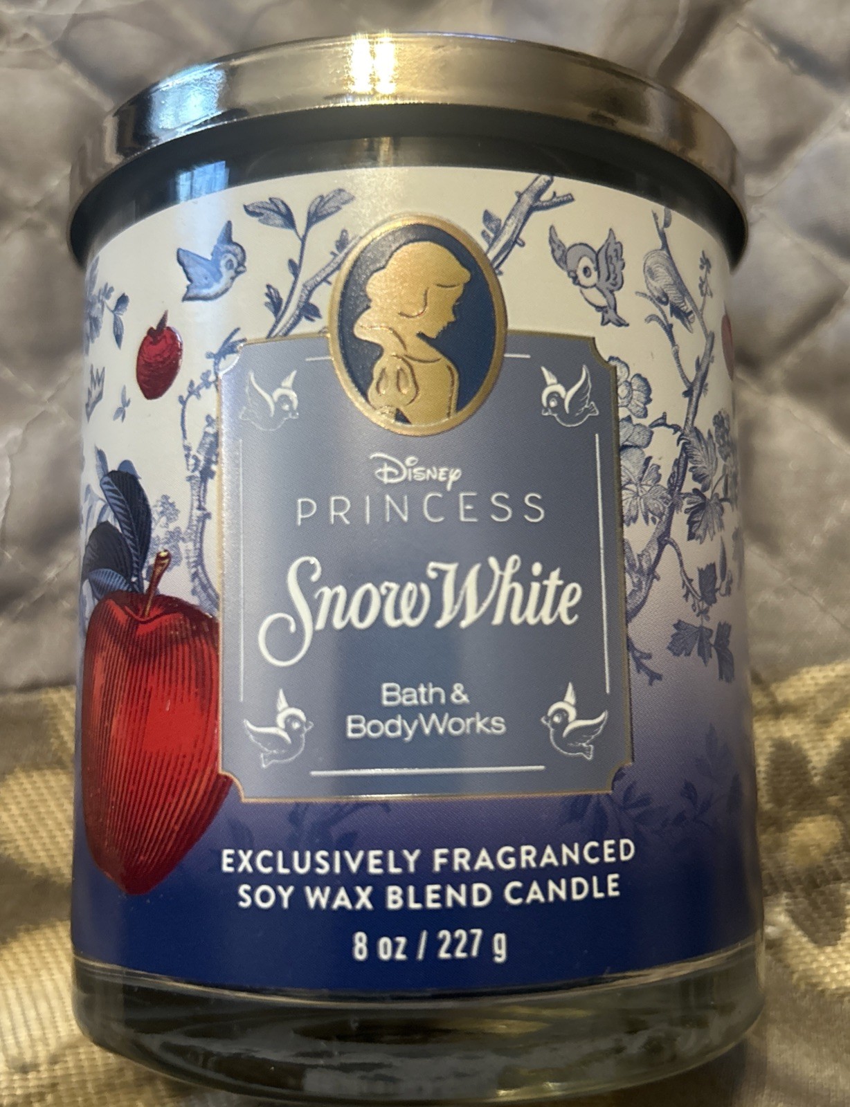 Bath & Body Works DISNEY PRINCESS SNOW WHITE Single Wick Candle 8 oz NEW