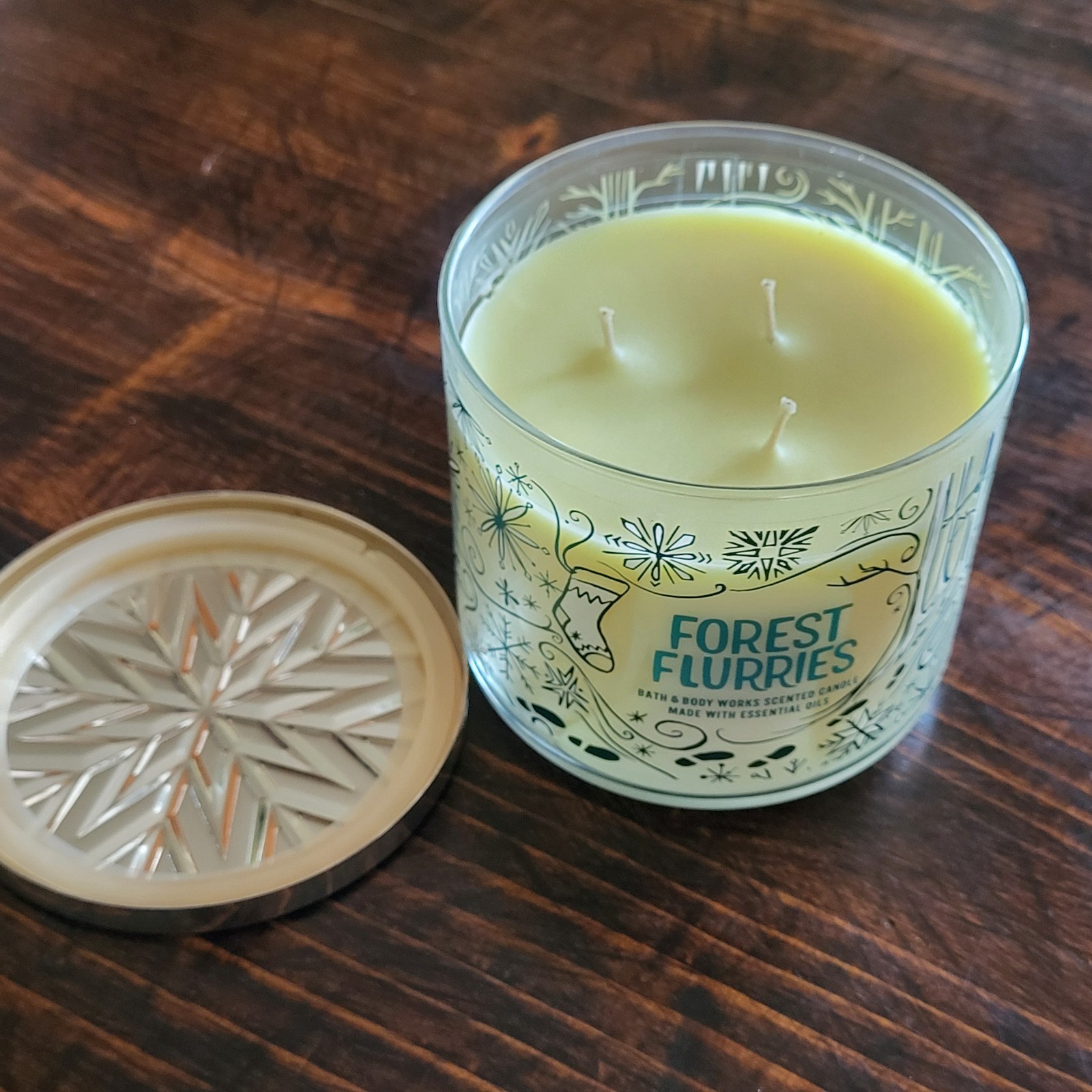 Forest Flurries 14.5 oz Candle 3 wick BATH AND BODY