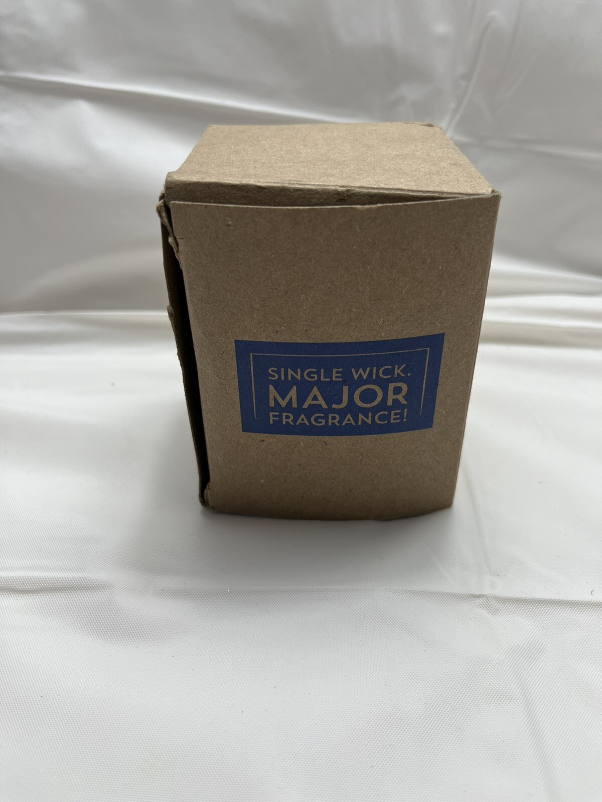 BATH & BODY WORKS MARSHMALLOW FIRESIDE SMALL 1-WICK 7 OZ.SCENTED CANDLE