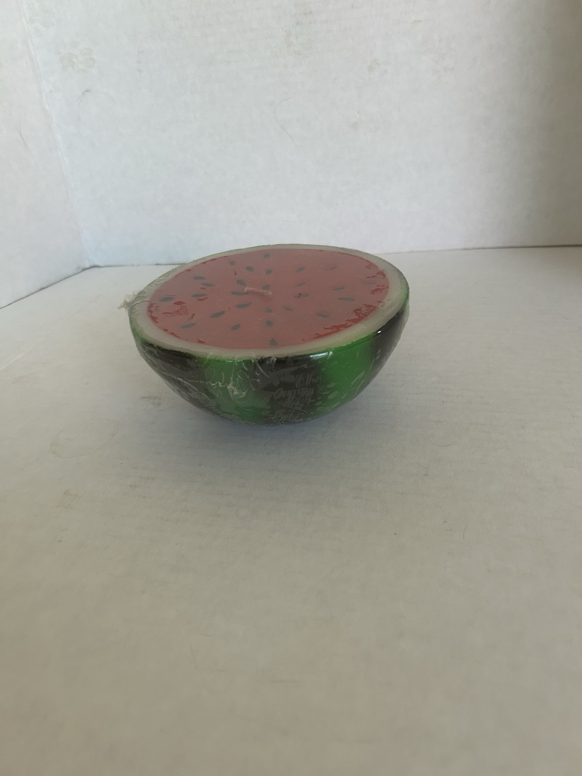 Watermelon Unscented Red/Green/White 1 Wick Round Wax Candle 3 1/2in.Tall NWIP