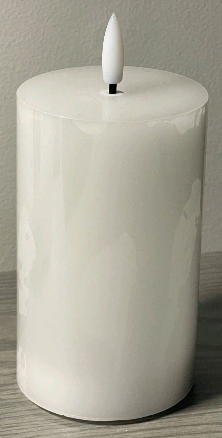 Flameless Battery-Operated Manual On/Off LED Candle – No Timer ~ Used Once