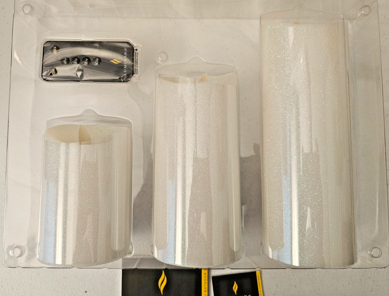 Luminara White Glitter 3 Pillar Candle Set Remote Control 5″, 7″ and 9″ X 3″