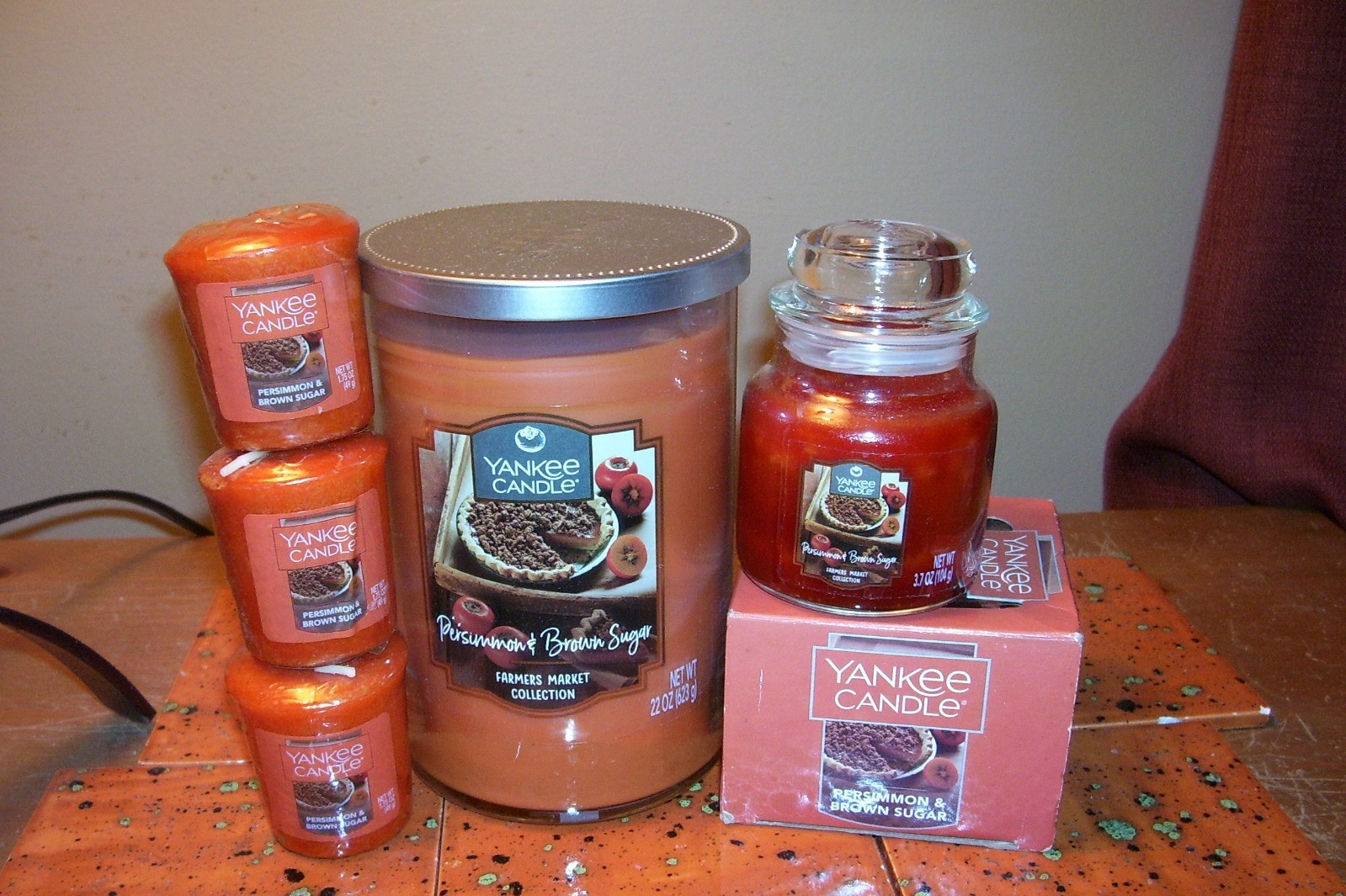 yankee candle 22oz JAR PERSIMMON & BROWN SUGAR+ 3 VOTIVES + TEAS + 3.7oz JAR