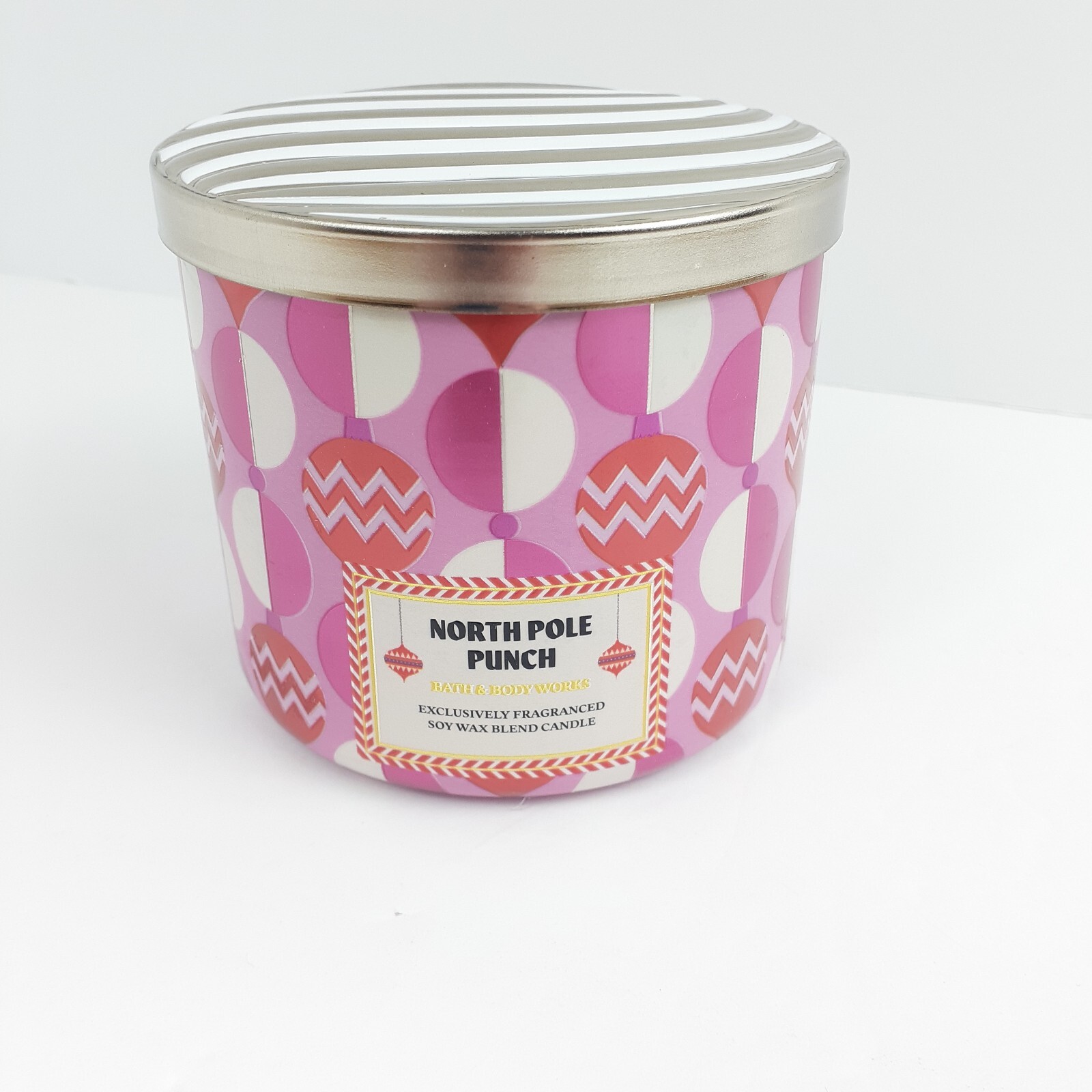 Bath & Body Works North Pole Punch Scented 3 Wick Candle Burns 25-45 Hrs 14.5oz