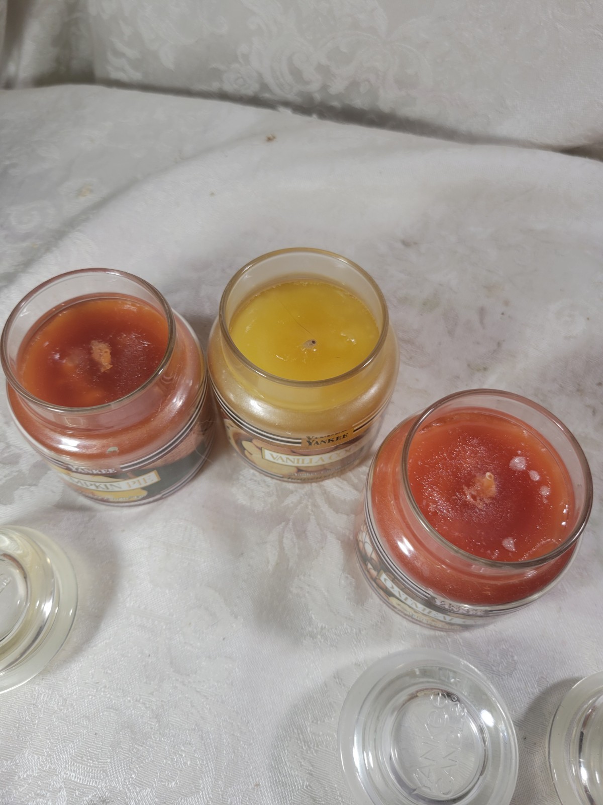 Yankee Candle Pumpkin Pie, Vanilla Cookie & Oatmeal Cookie Small Jars – Unburned