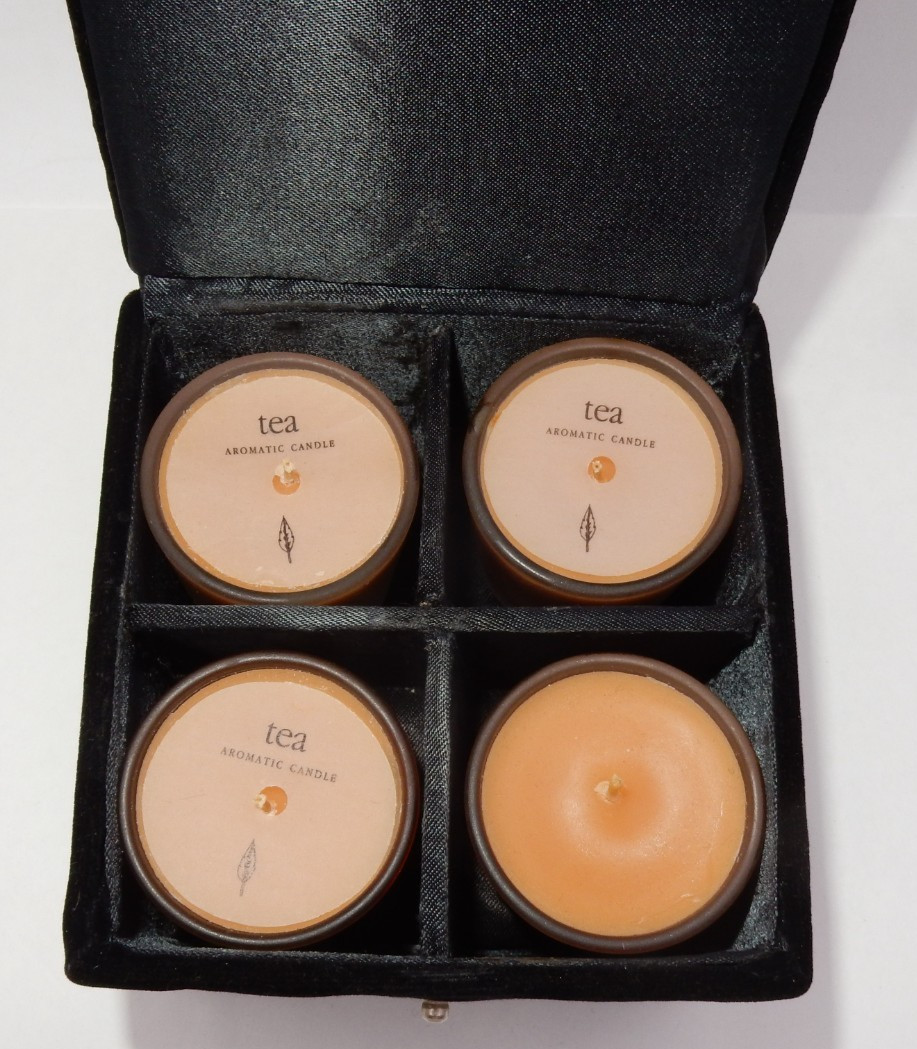 ZODAX AROMATIC TEA CANDLE SET – 4 HAND-POURED CANDLES IN LUXURY BLACK VELVET BOX