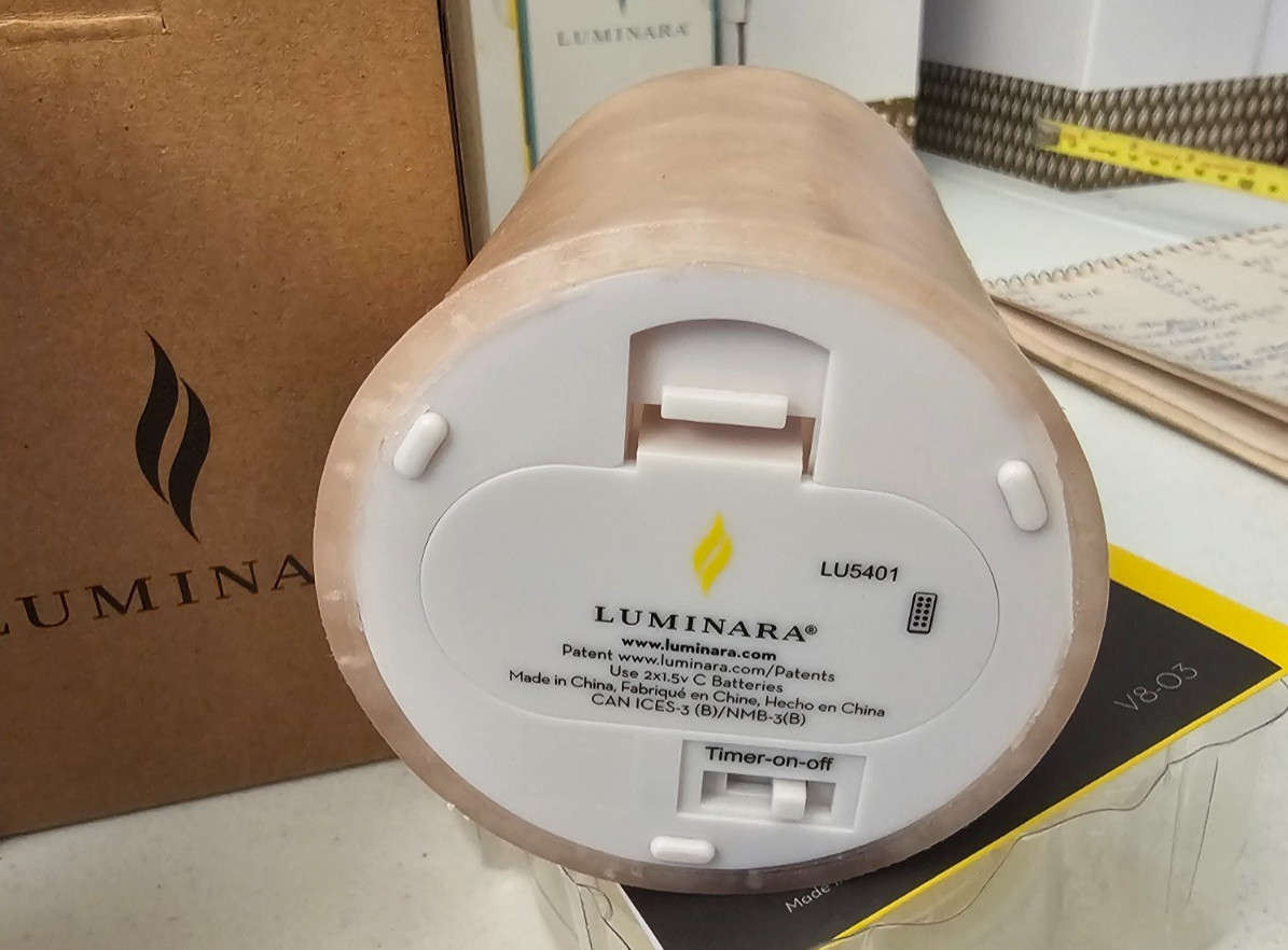 Pair Of Moonlight Colored Luminara Flameless Pillar Candles 3X4″ & 3X6″ w/Remote