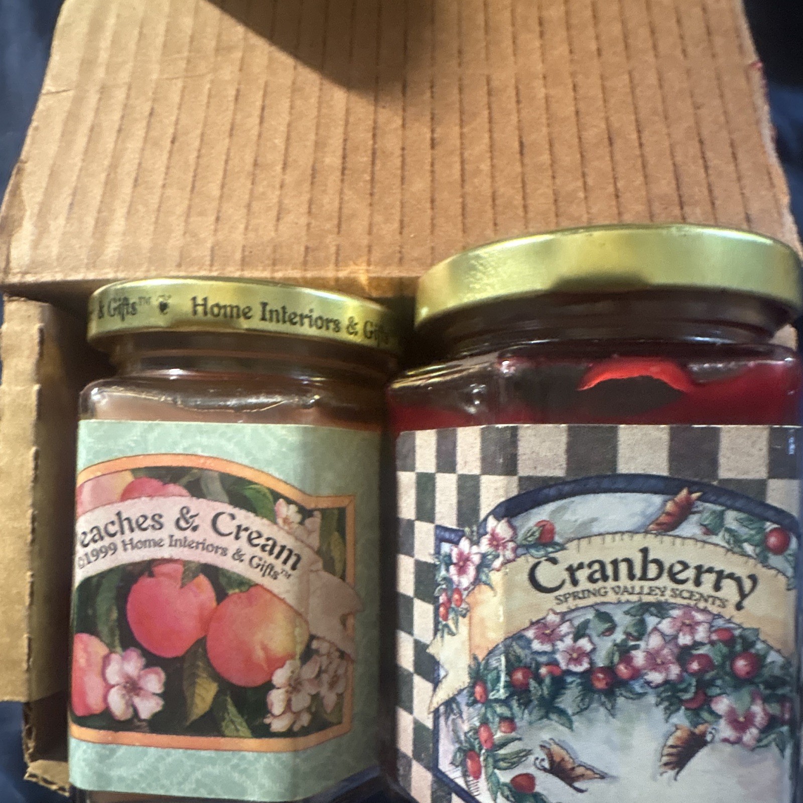 Home Interiors & Gifts 2-Pack Jar Candles Peaches & Cream Cranberry