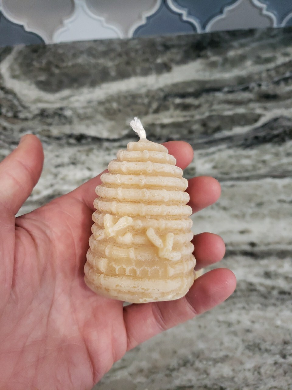 Lot 4 Pure Canadian Canada Beeswax Candles 3″ Bee Hive Skep Shape Cotton Colony