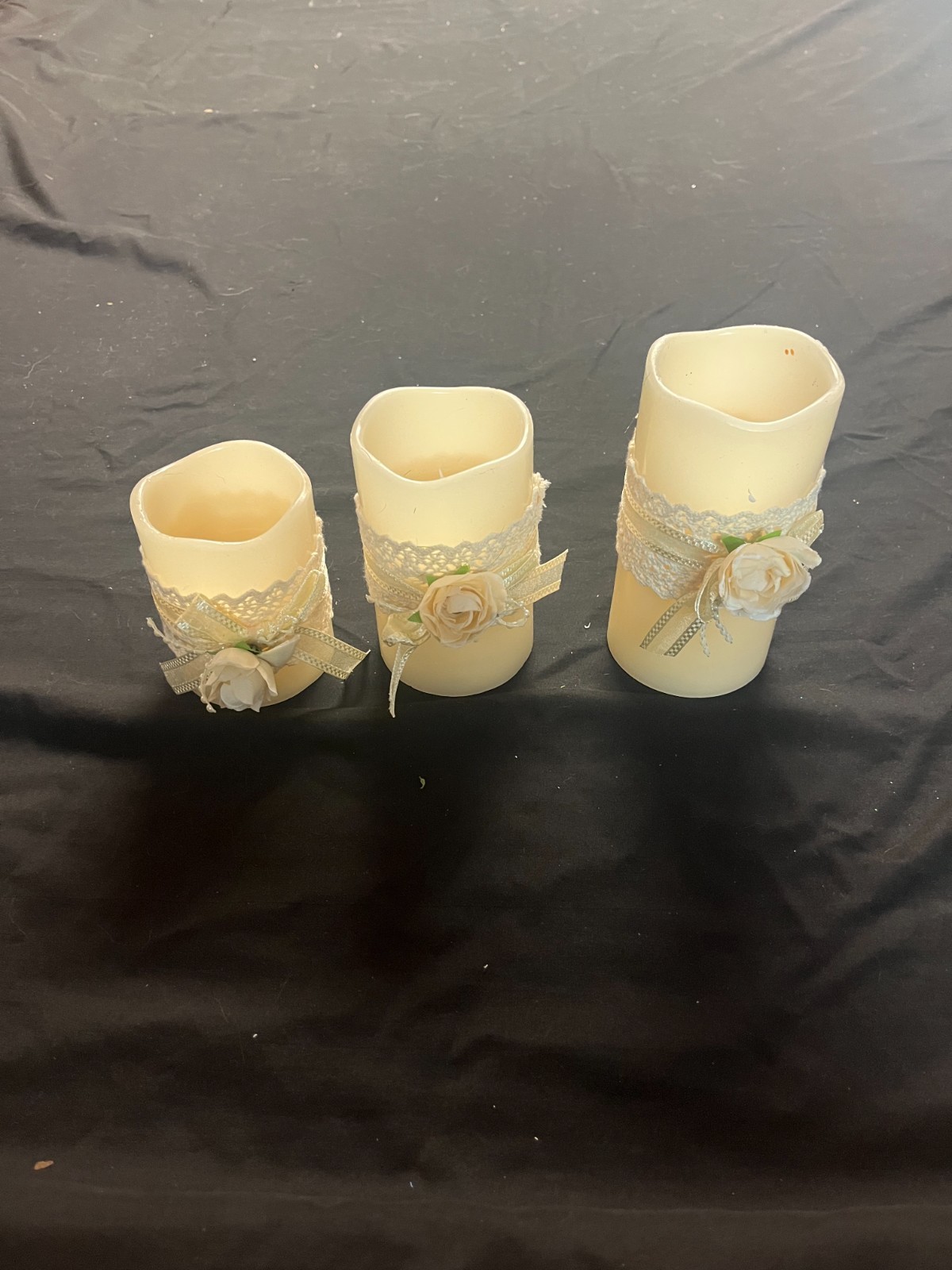 LED Candles, New in Box! Set of 3! White lace and Rose!
