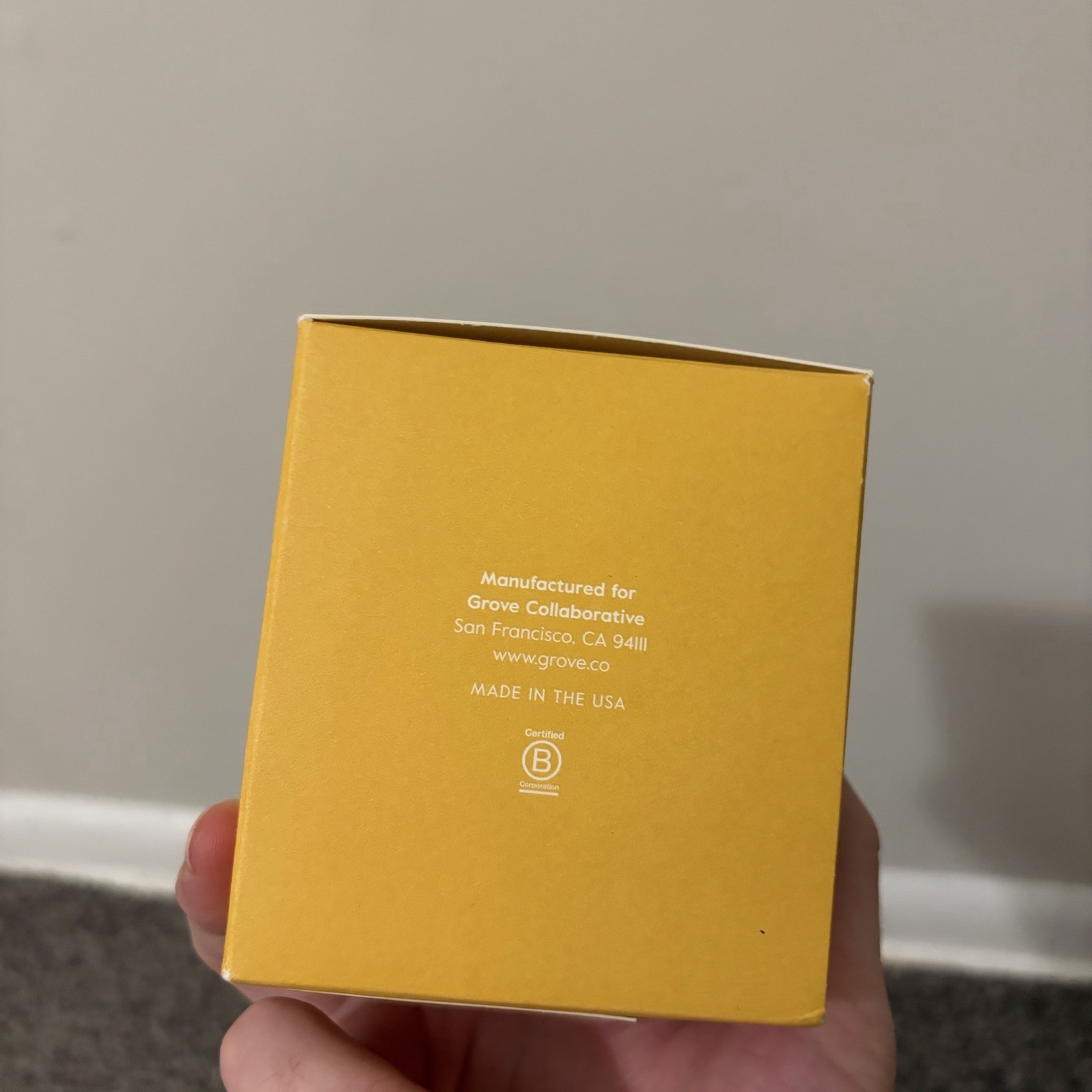 Grove Collaborative 7 oz. Soy Wax Candle. Vanilla, Brown Sugar, Sandalwood Scent