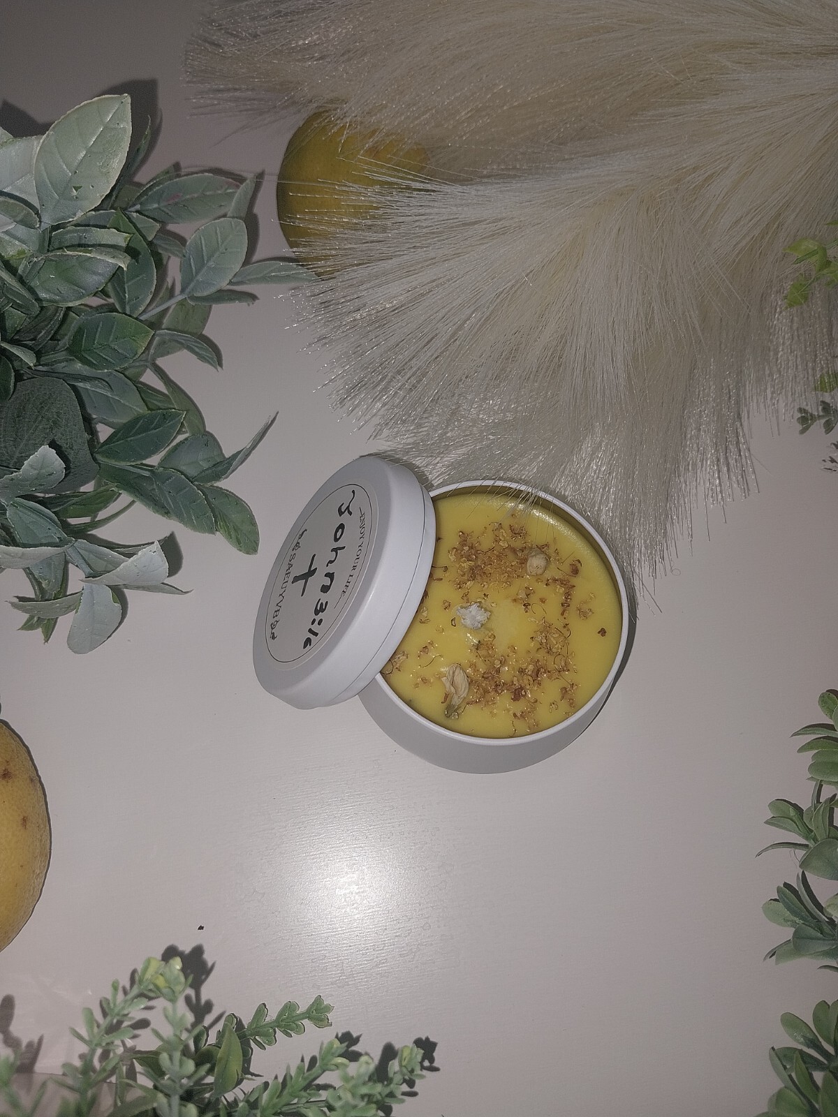 Amazing Candles for Home Decor, and Anywhere you Want to Use it, Smells Amazing