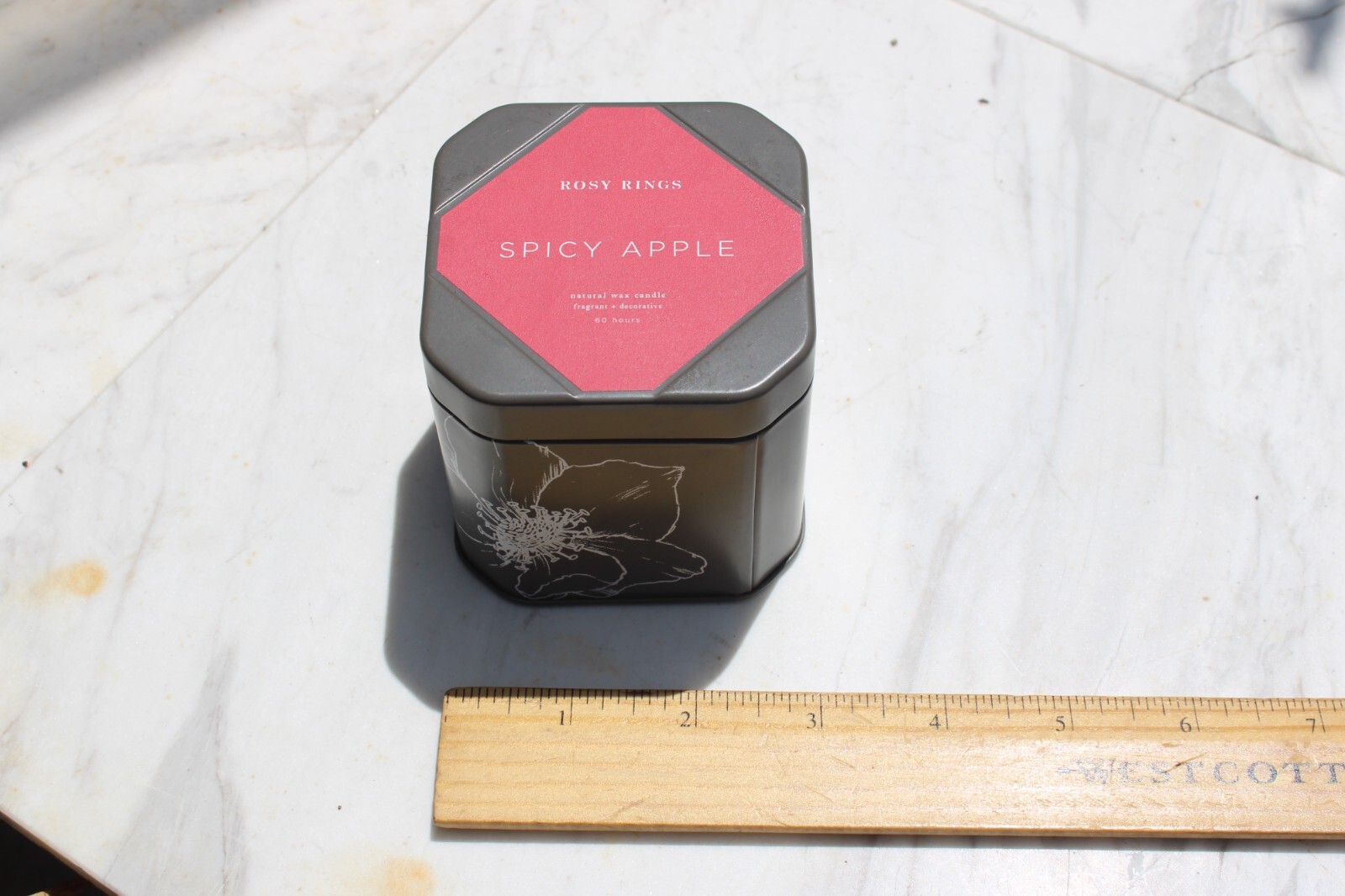 Rosy Rings Botanical Signature Travel Tin Candle – Spicy Apple – Lrg. 8.4 oz