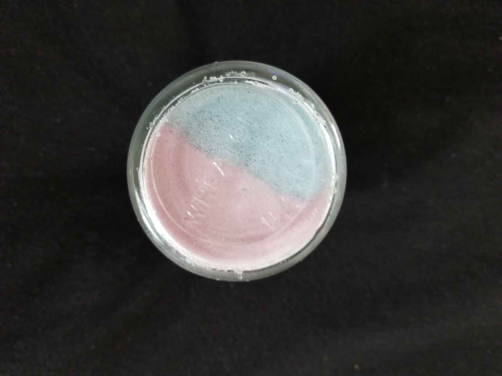 Vtg Handcrafted Wax Crystals Sparkle Candle in Glass Jar w/ Metal – 5-1/2″ High