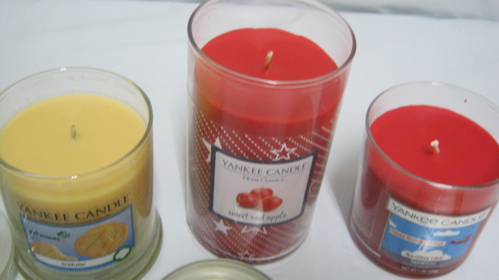 Lot of 3 NEW Jars of YANKEE CANDLES trefoils macintosh sweet red apple 7/8/12 oz
