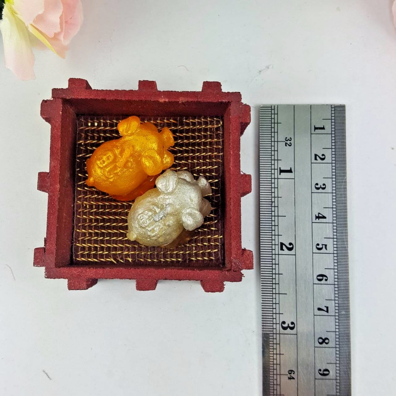 Thai Handmade gift sets souvenirs pigs color gold silver candle wood 1 PCbox