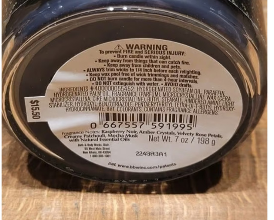 Bath & Body Works Into the Night single wick scented candle 7 Oz.