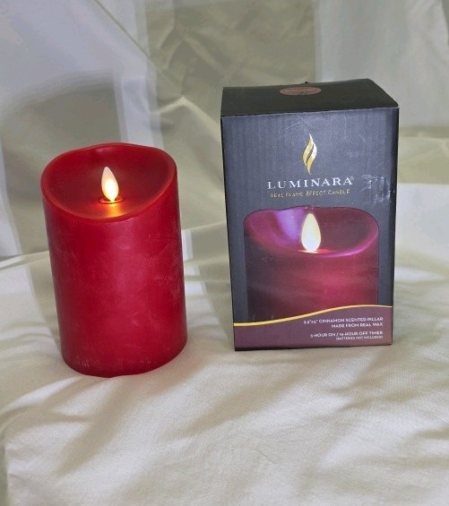 Luminara Cinnamon Scented Flameless Pillar Wax Candle Burgundy w. Timer 3.5″x7″