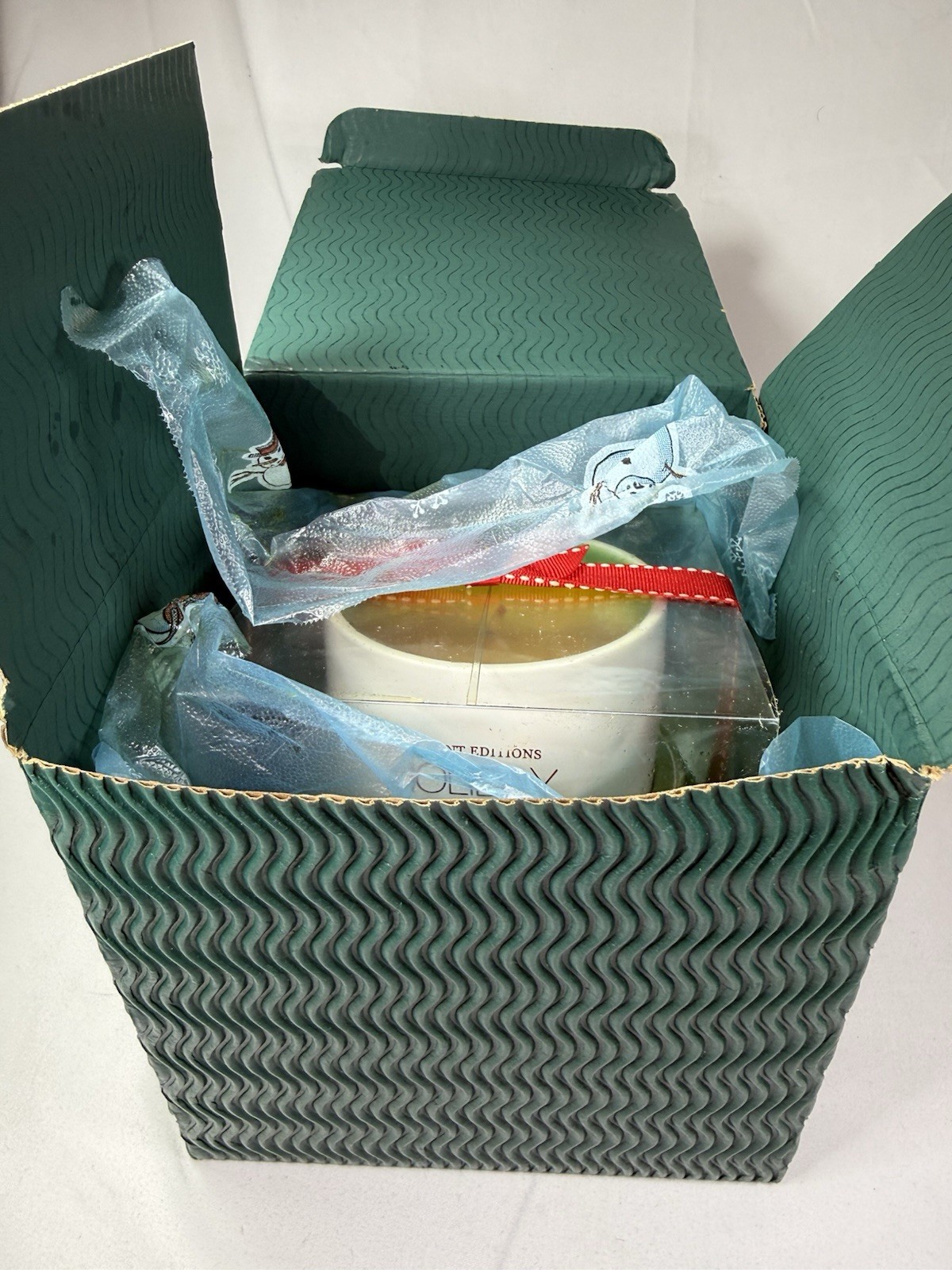 Gap Scent Editions Holiday Candle | Bougie Parfumee Retired 6 Oz New In Box